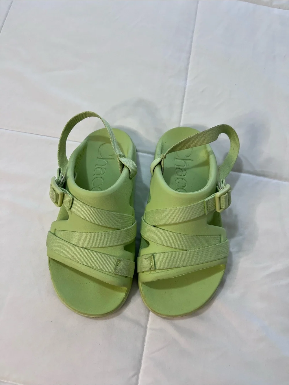 Chaco Kids Lime Green Adjustable Strap Sandal size 3